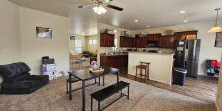 3 Bed 3 bath house in 80916! Gallery 9