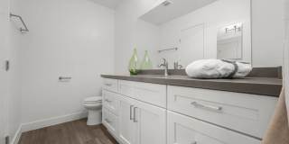 Sunset Square Gallery 54