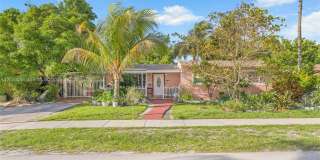 1041 NW 196th Ter Gallery 1