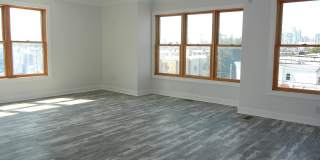 2700 S 10TH Street Gallery 22