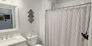 87 Medford St Gallery 16