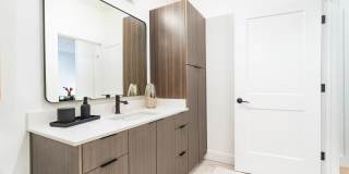 Modera Kierland Gallery 31