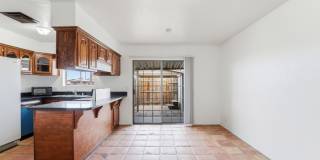 Maintained Mesa rental offering comfort, convenience, and easy access to everything the East Valley has to offer! Gallery 7