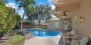 2220 W Pineridge Court Gallery 38