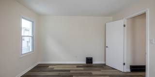 4417 W 51st St Gallery 10