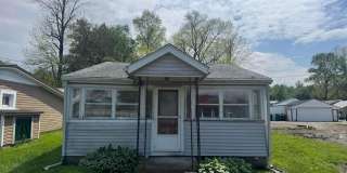 4956 Island Drive NE Gallery 1