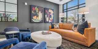 900 Willow Gallery 31