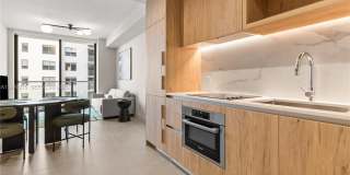 11 NE 6th St Gallery 3