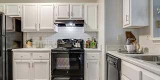 The Grove at Greenleaf Gallery 26