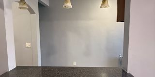 33 S Munn Ave Gallery 7
