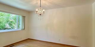 4 Bedroom Home + Den in Saratoga! 4 Bedroom Home + Den in Saratoga! Gallery 6