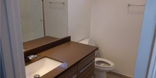 5255 Bellingham Avenue Gallery 10