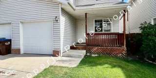 Townhouse in Silt for Rent Gallery 1