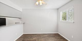 Awesome open Studio Apartments Close to Downtown Gallery 67