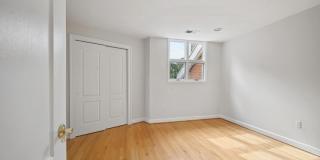 5330 CONNECTICUT AVE NW Gallery 31