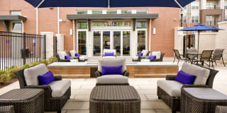 Azure Oxford Square Gallery 13