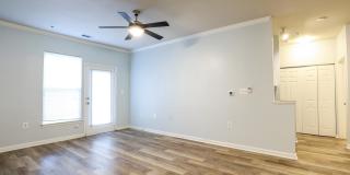 5123-A TRAVIS EDWARD Way Gallery 2