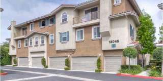 2 Mstr Bed 2.5BA 2Car Garage Gallery 3