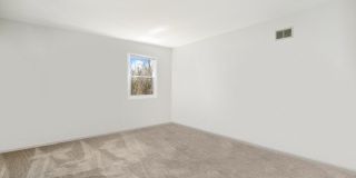 47 W Stone Avenue Gallery 6