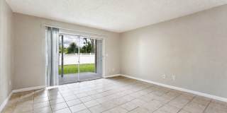 Spacious 4 Bed Condo Gallery 8