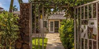 Historic Home+guest cottage in Kahala near the Beach w/Pool & AC: Ho'okipa Villa Gallery 20