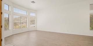 1320 E COTTONWOOD Lane Gallery 8