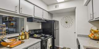 2400 Briarwest Apartments Gallery 11