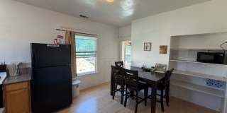 Spacious 3-Bedroom Midtown Home with Central A/C & Two Assigned Parking Spaces Gallery 10