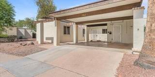 1702 E GAYLON Drive Gallery 2
