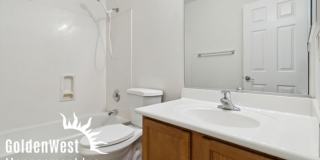 594 South 167th Drive Gallery 15