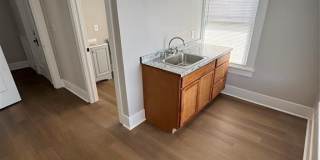 2002 Sayles Boulevard Gallery 5