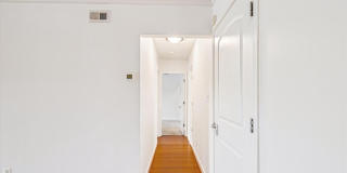 300 HILLTOP LN #300I Gallery 20