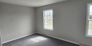 33 FIELDSTONE Court Gallery 24