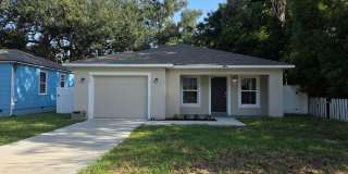 Beautiful 3-Bedroom, 2-Bathroom Home in Winter Haven Beautiful 3-Bedroom, 2-Bathroom Home in Winter Haven Gallery 1