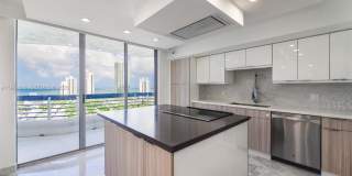 19195 NE 36th Ct Gallery 43
