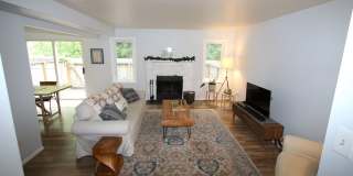 3 Bedroom Townhouse! Gallery 1
