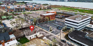 1391 Woodbridge Street Gallery 21