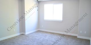 Spacious and modern 3-bedroom townhome in a quiet Provo neighborhood! Spacious and modern 3-bedroom townhome in a quiet Provo neighborhood! Gallery 7