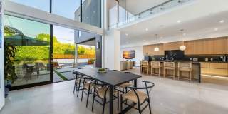 200 N DOHENY Dr Gallery 51