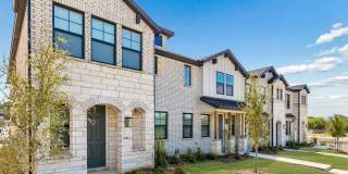 LyvWell at Harmony Gallery 1