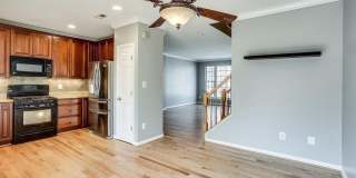 25242 DUNVEGAN Square Gallery 13