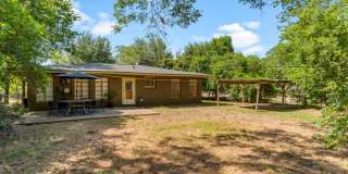 Single Family Home on Sycamore Gallery 30