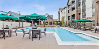 Everleigh Deerfield Age 55+ Apartment Homes Gallery 40