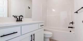 1640 North Leverett Avenue Gallery 17
