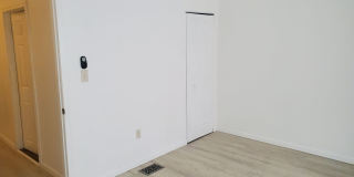 6040 Ogontz Avenue Gallery 8