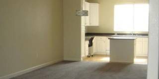 STUNNING 2 BEDROOM 2 BATH TOWNHOUSE IN GATED COMMUNITY WITH 1 CAR GARAGE ATTACHED Gallery 15