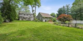 211 Pinelynn Road Gallery 16