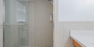 3661 Via Poinciana Gallery 19