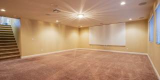 Beautiful 5 bedroom 4.5 bath home with large basement in gated community! Gallery 24