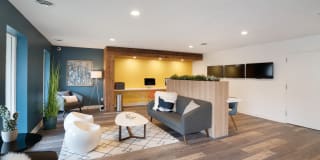 Haven on the Lake Gallery 21